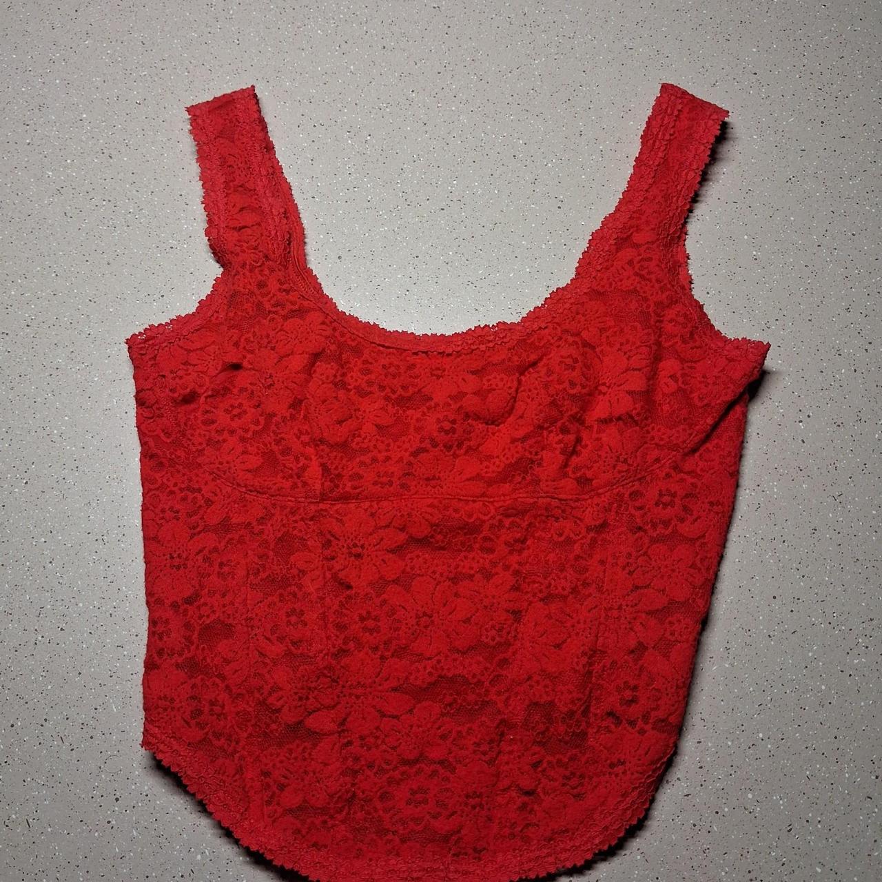 Red lace tank top with floral pattern #lace #floral